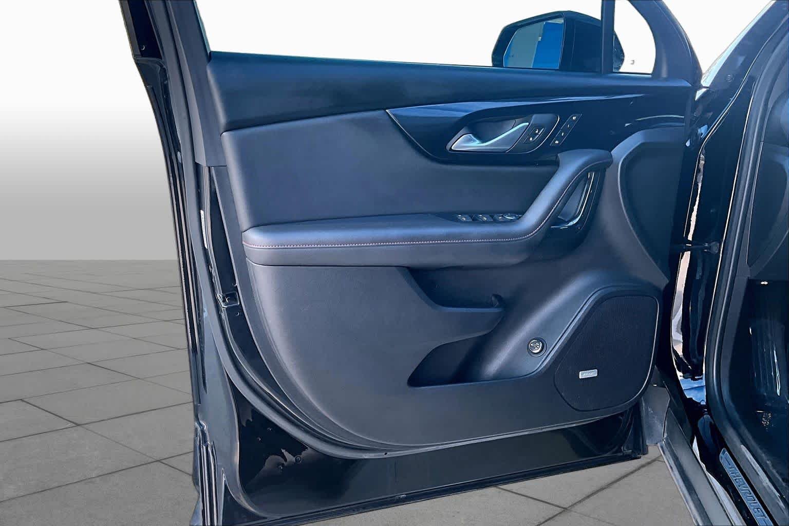Used 2022 Black Chevrolet RS image 21