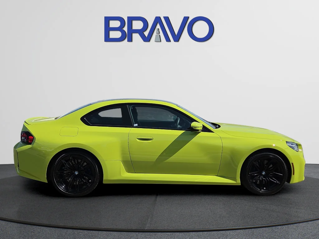 Used 2025  BMW NA image 5