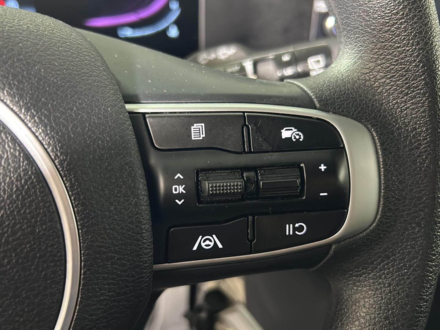 Used 2024 Gravity Gray Kia LX image 20