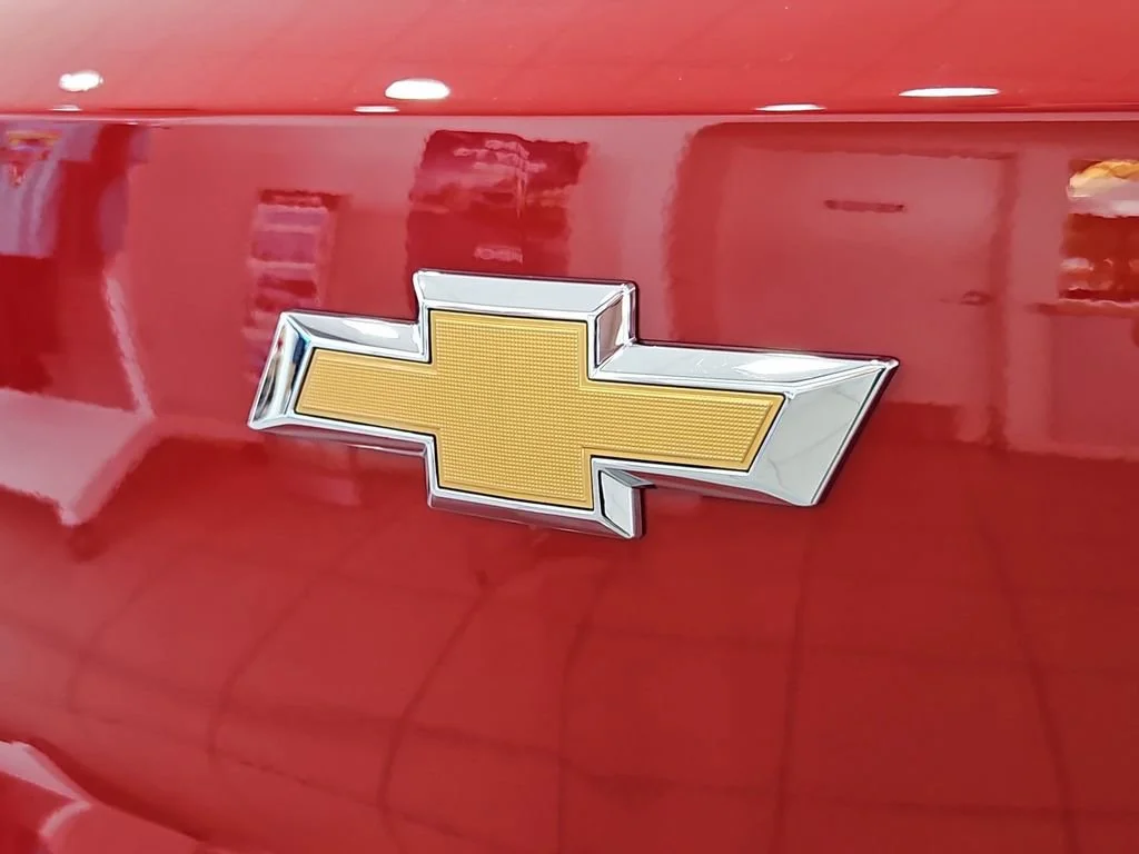 New 2026 Apex Red Chevrolet LT image 25