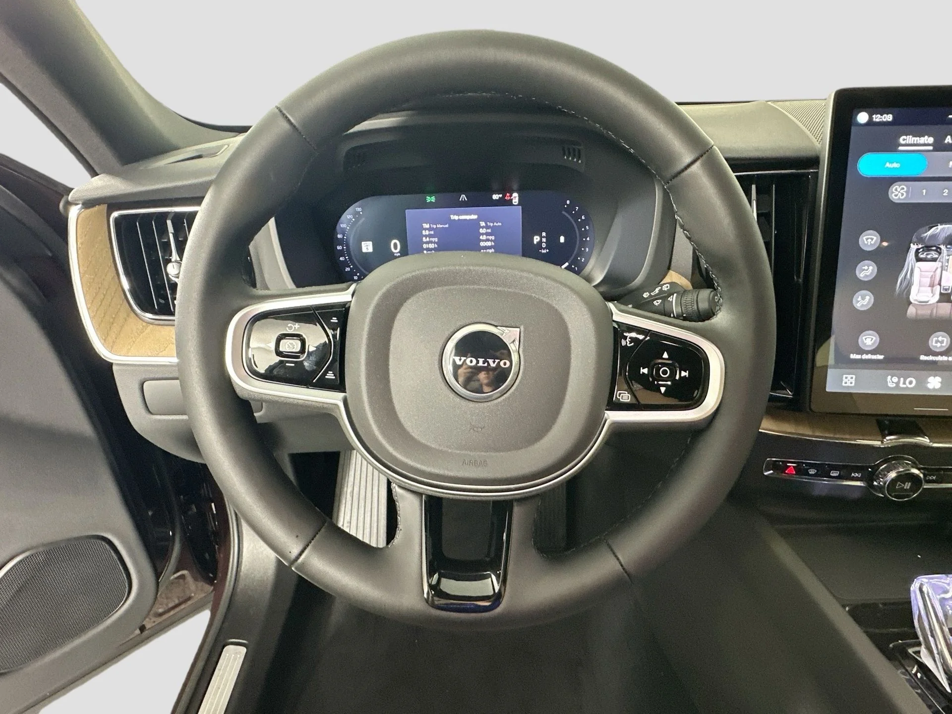 New 2026 Mulberry Red Volvo Plus image 12
