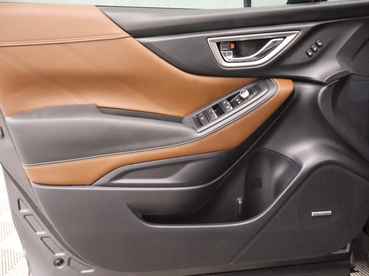 Used 2022 Magnetite Gray Metallic Subaru Touring image 17