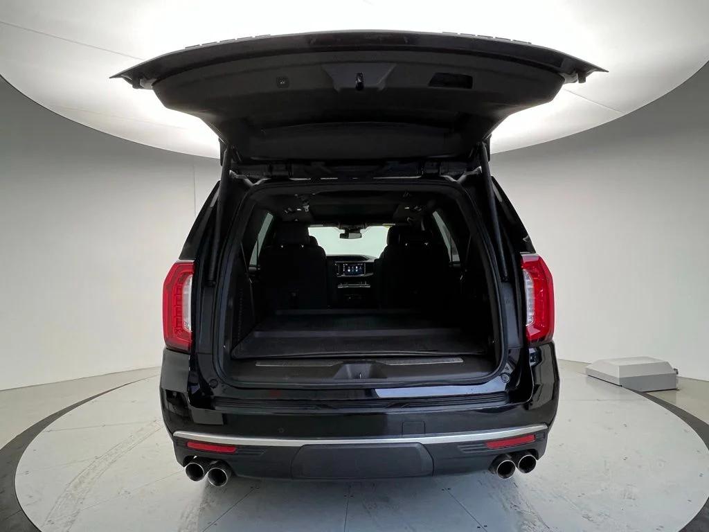 Used 2023 Black GMC Denali image 5
