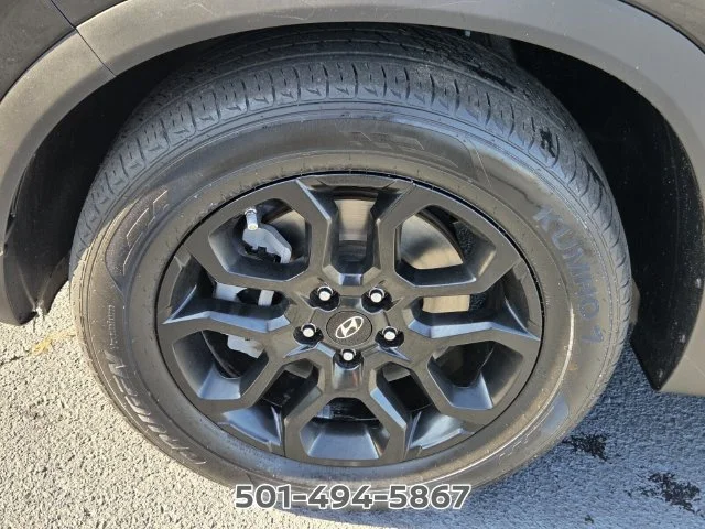 Used 2021 Black Hyundai SEL image 16