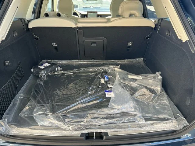 New 2026 Denim Blue Volvo Ultra image 24