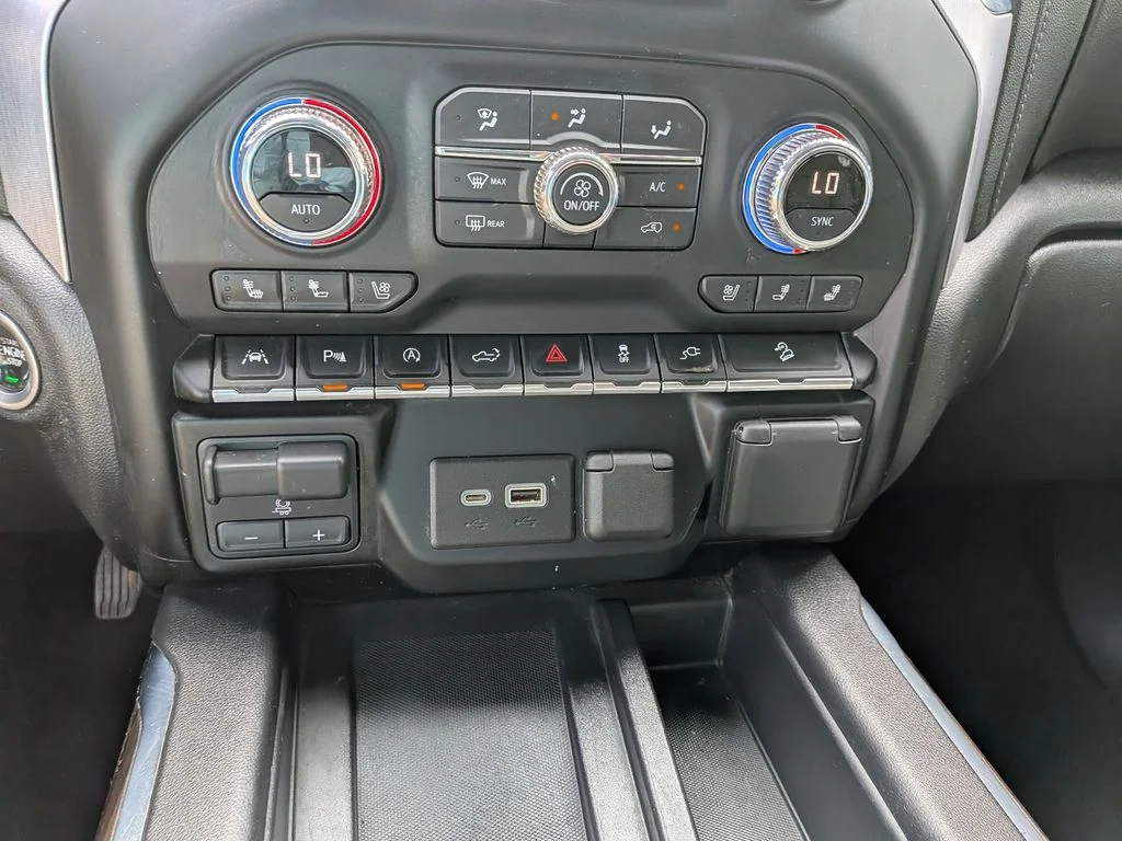 Used 2021 White GMC SLT image 14