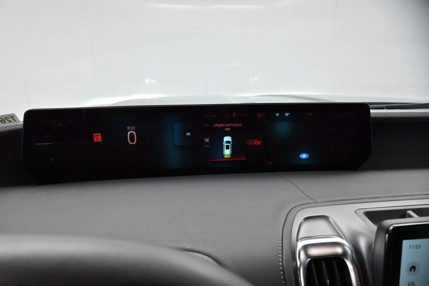 Used 2025 Black Ford Platinum image 26