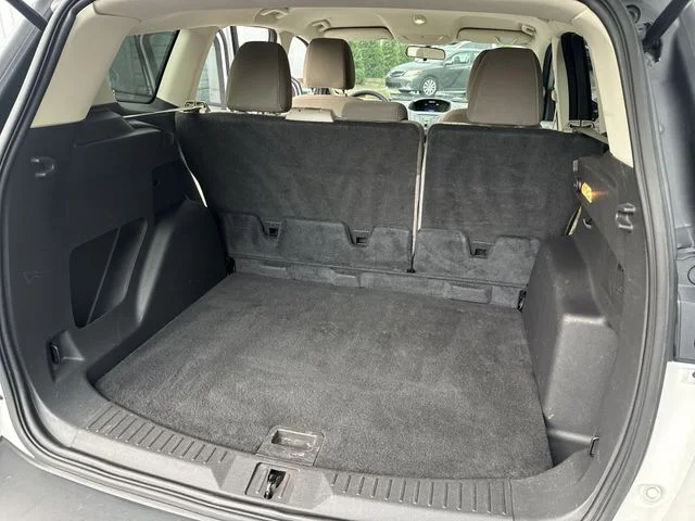 Used 2014 White Ford SE image 12