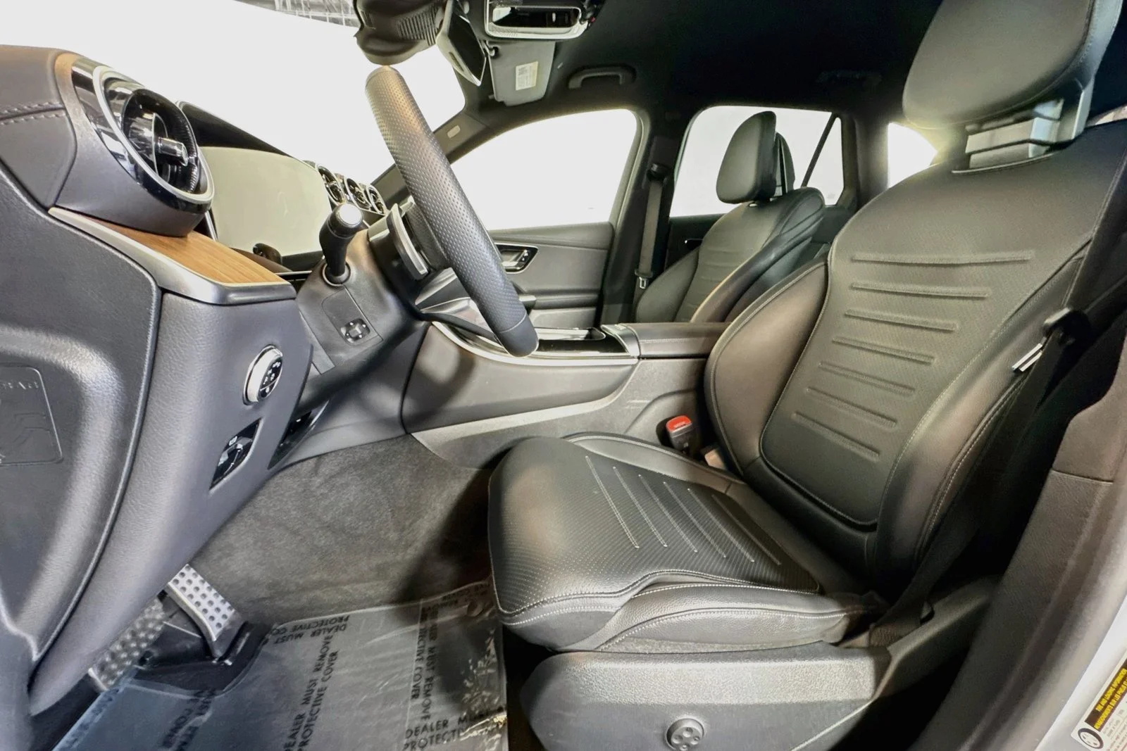 Used 2025 Cirrus Silver Metallic Mercedes-Benz GLC 350e image 19