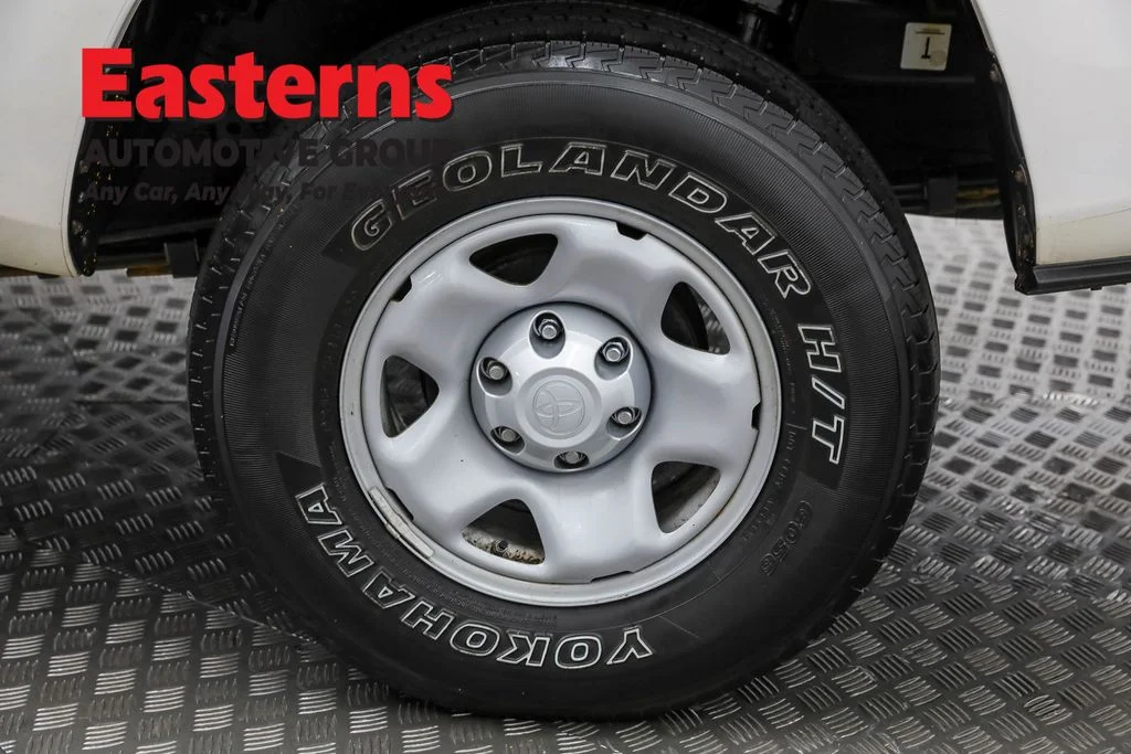 Used 2019 White Toyota SR image 30
