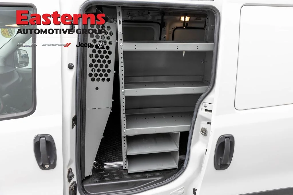 Used 2021 White Ram Tradesman SLT image 21