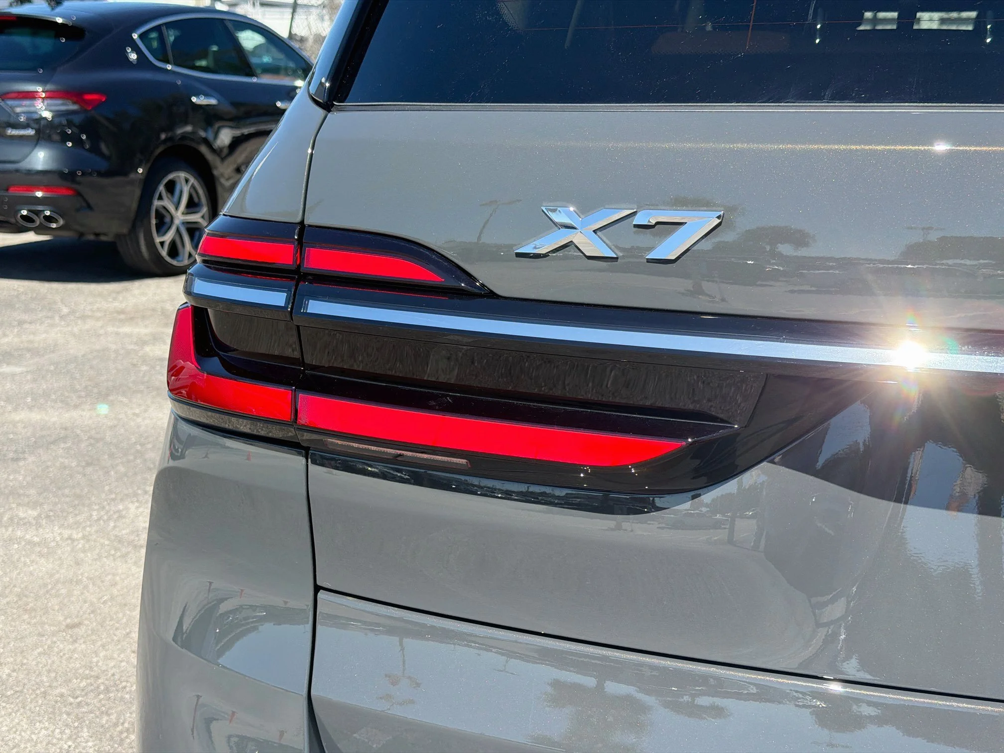 New 2027 Dravit Grey Metallic BMW xDrive40i image 10