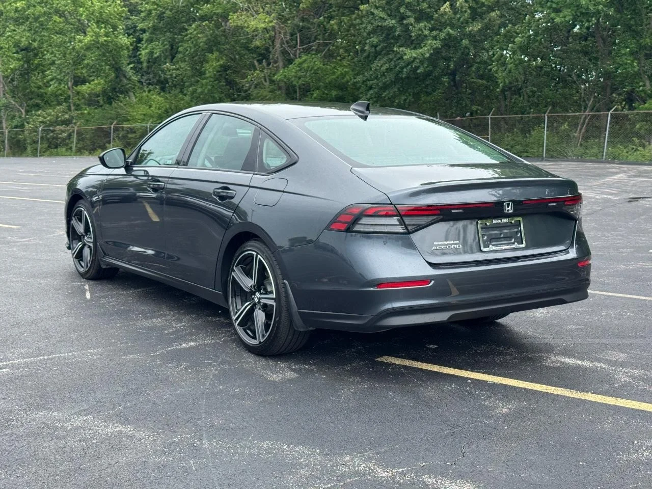 Certified Used 2026 Meteorite Gray Metallic Honda SE image 7