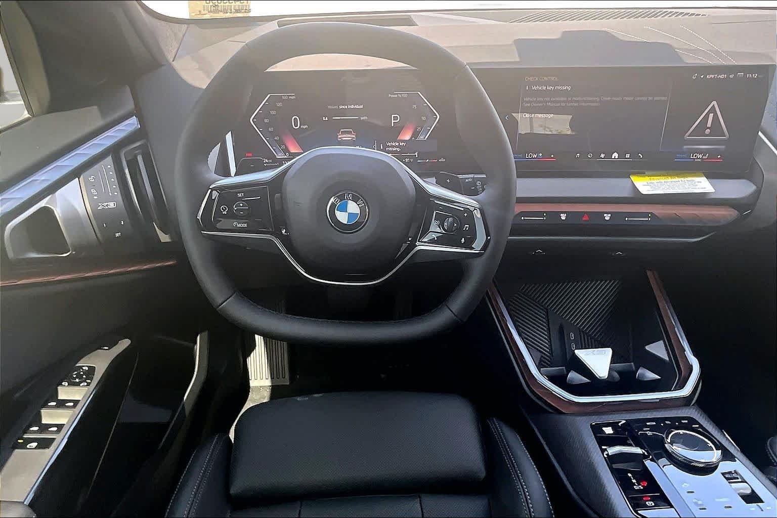 Used 2026 Skyscraper Grey Metallic BMW 30 xDrive image 5