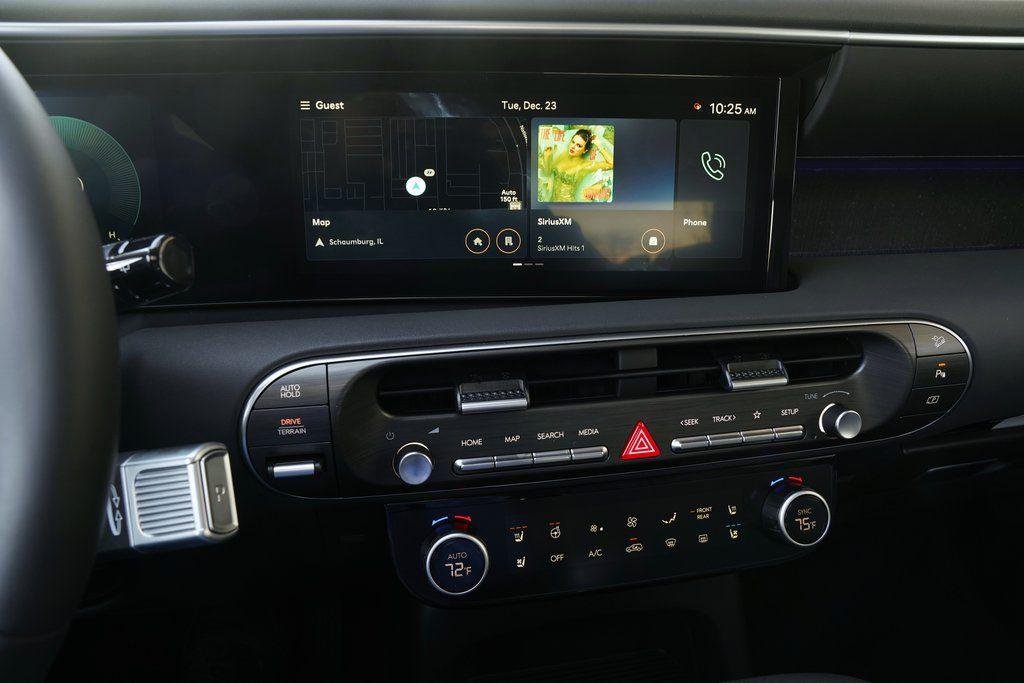 New 2026 Creamy White Pearl Hyundai SEL Premium image 14
