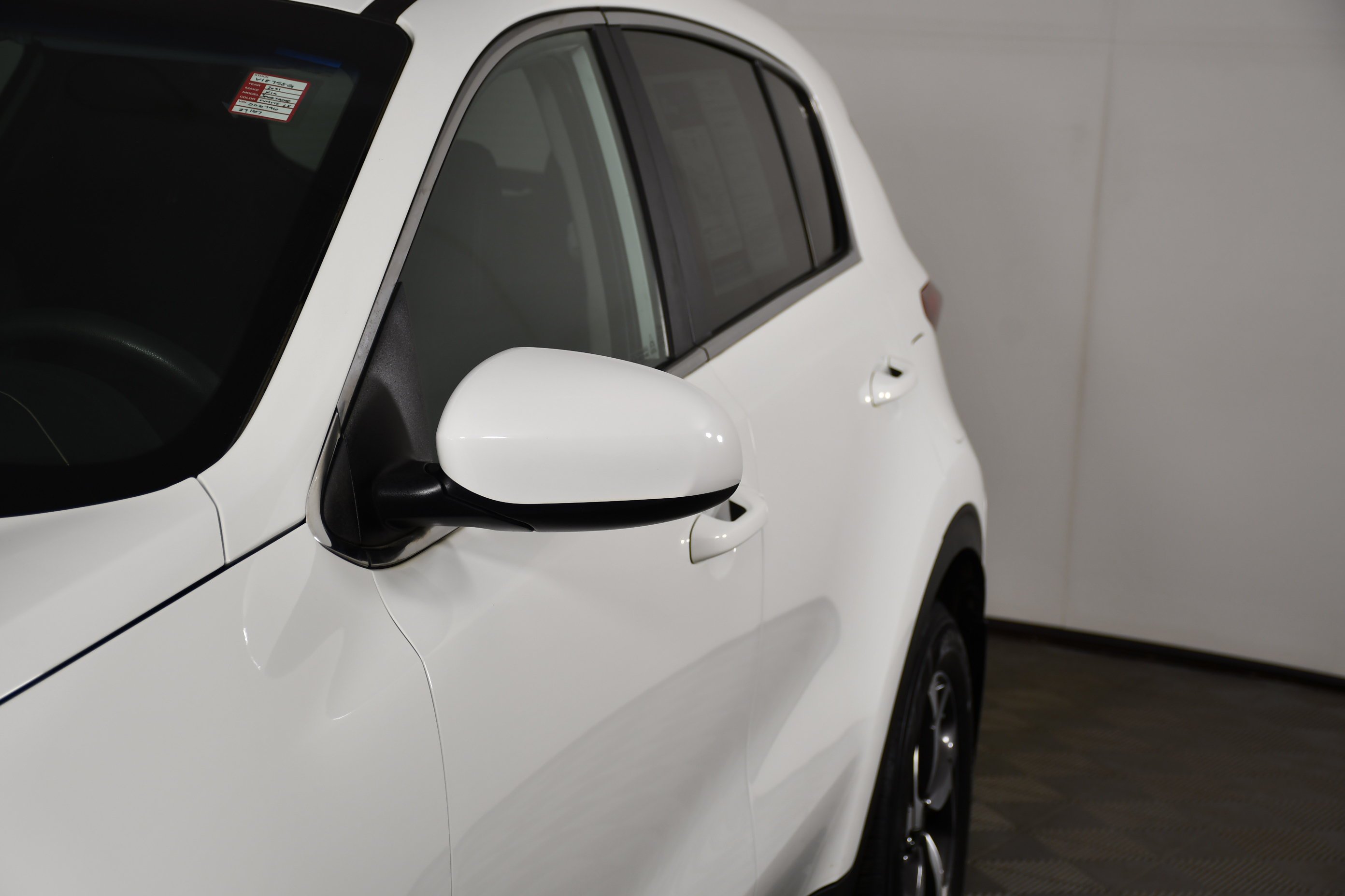 Used 2021 Clear White Kia LX image 13