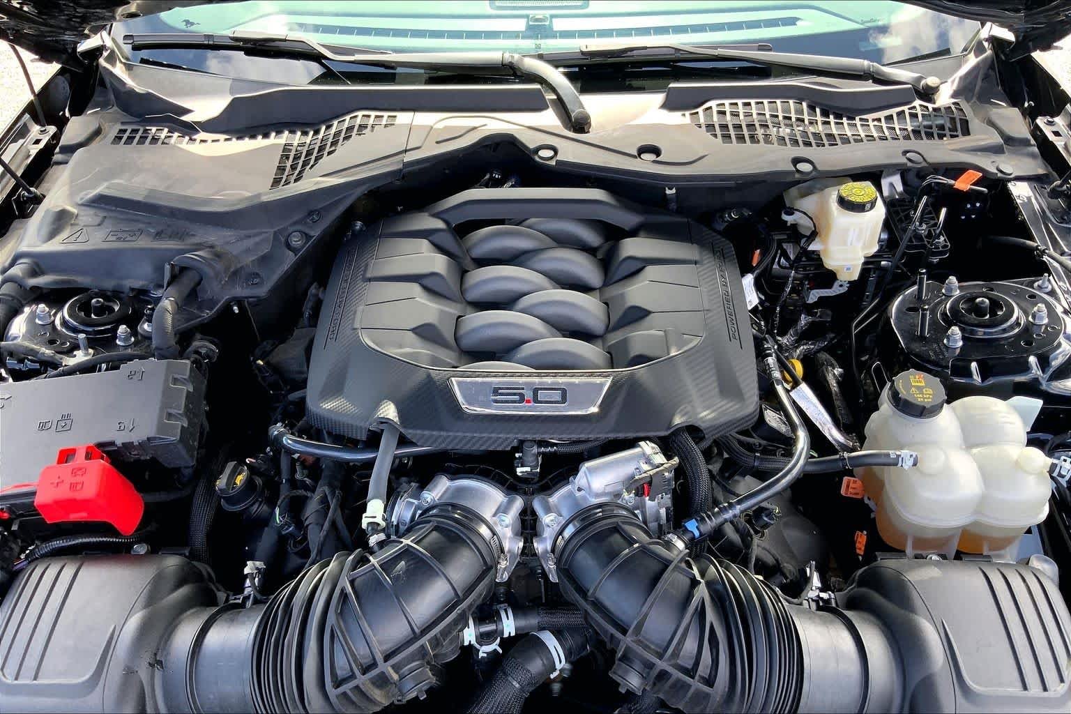 Used 2024 Shadow Black Ford GT Premium image 32