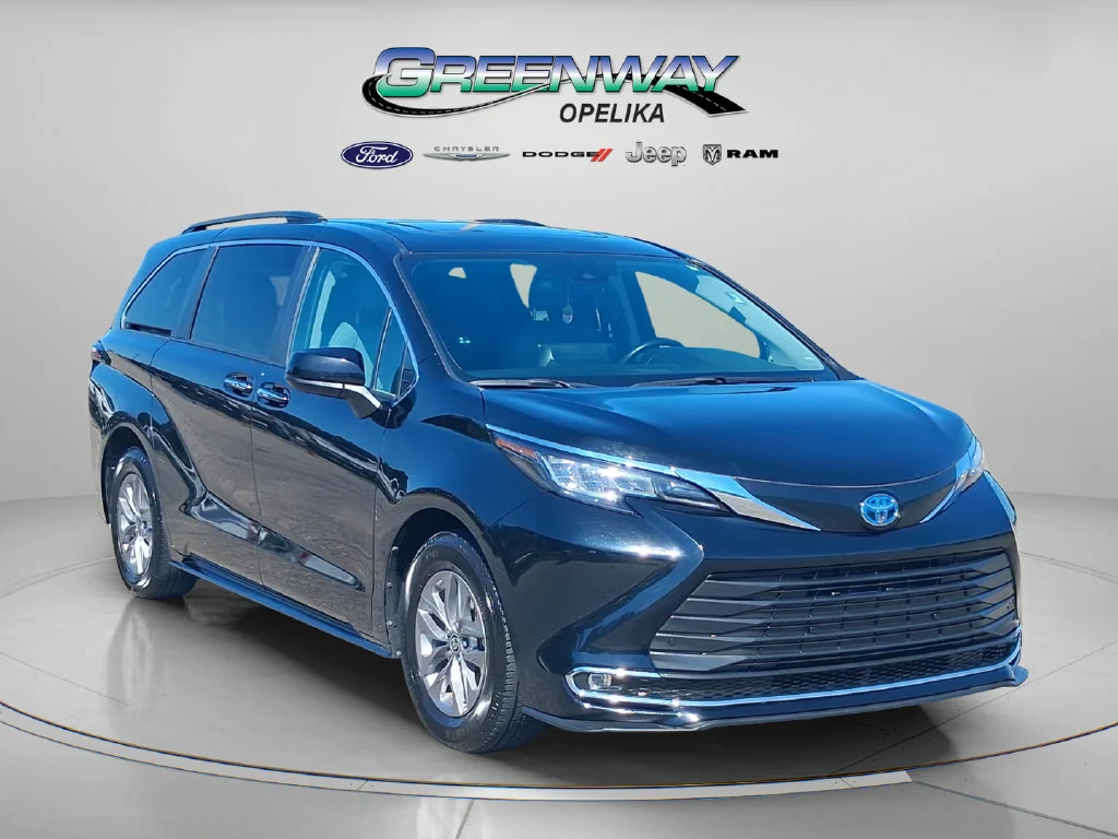 2023 Toyota Sienna