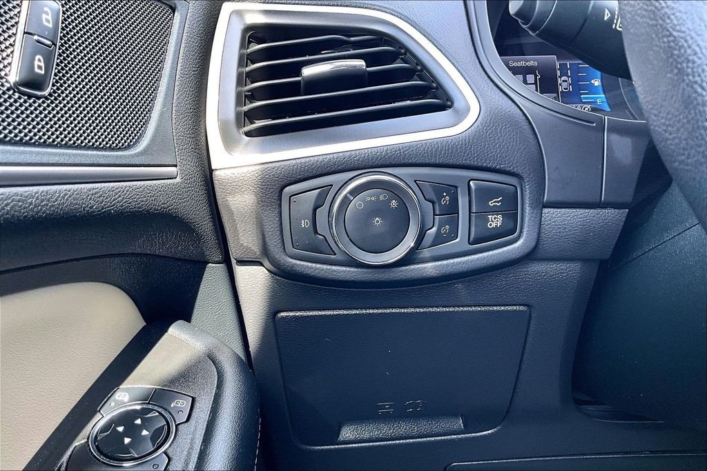 Used 2024 Silver Metallic Ford SEL image 37