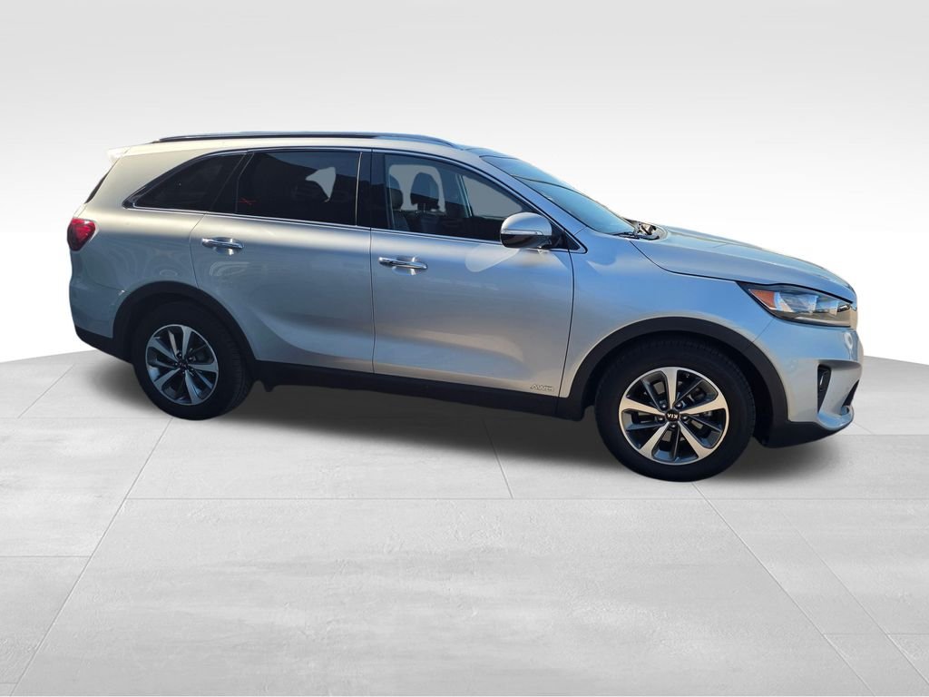 Used 2019 Silver Kia EX image 4