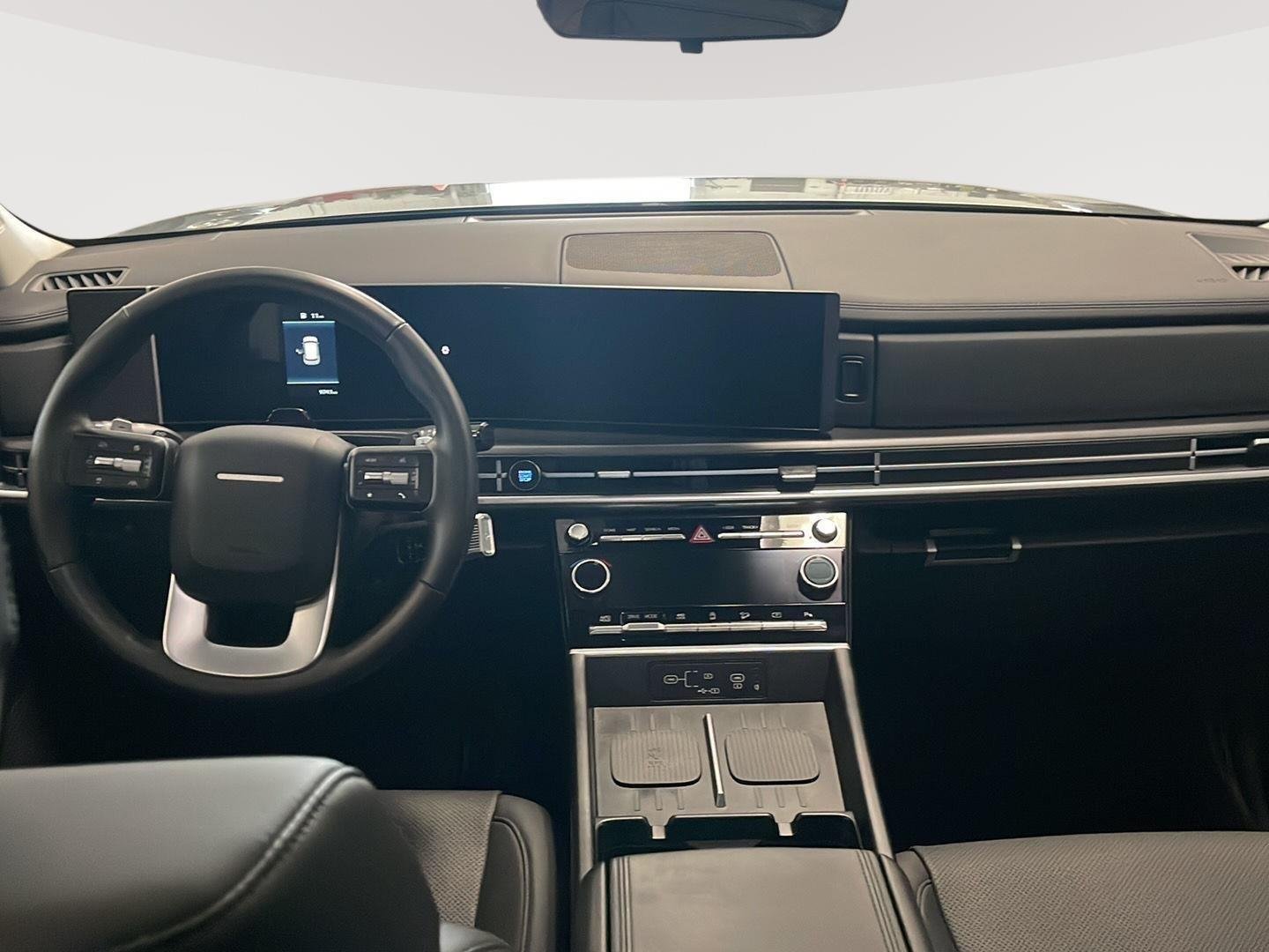 2025 Hyundai Santa Fe XRT - Photo 17