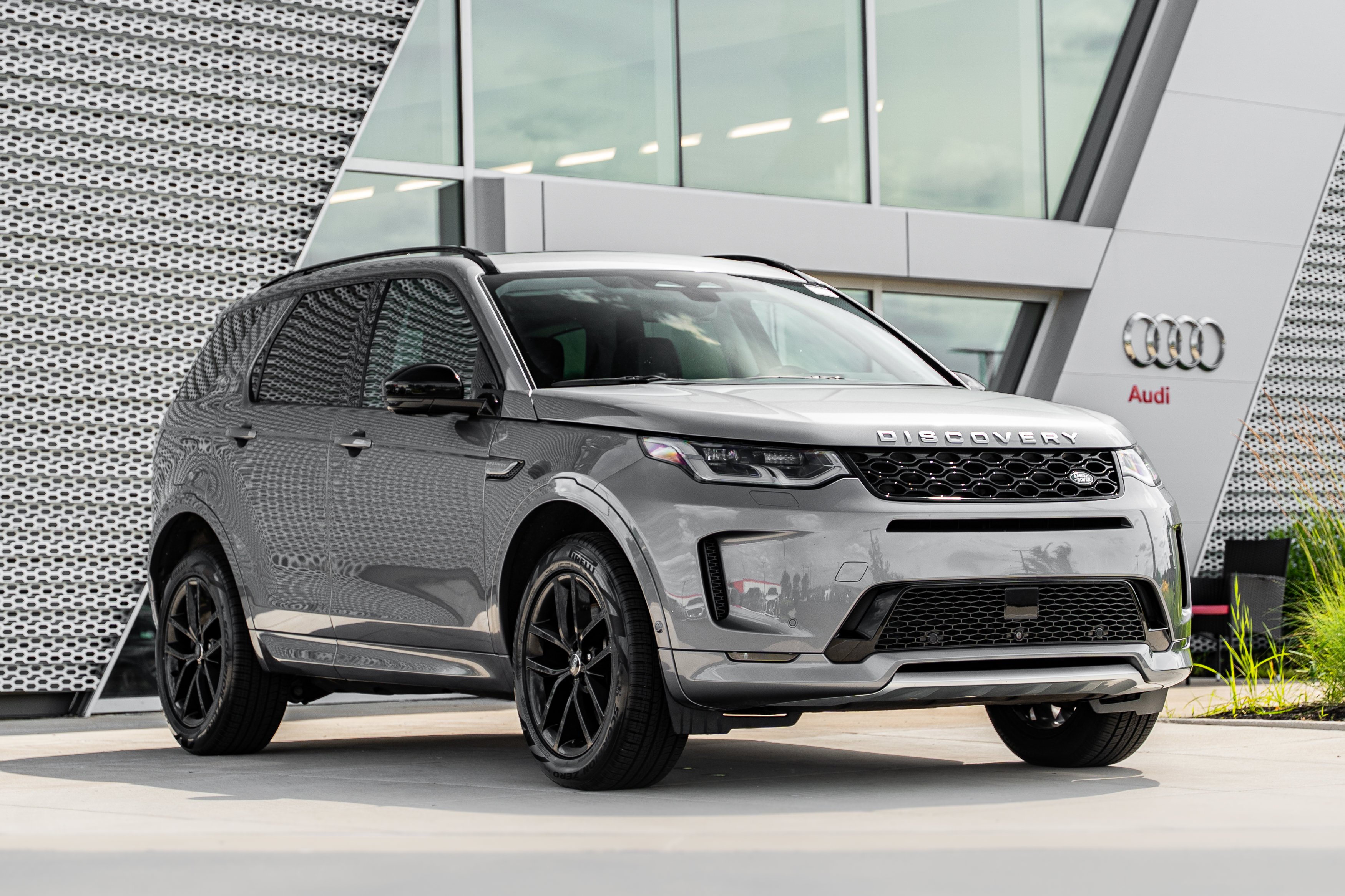 Used 2024 Eiger Gray Metallic Land Rover Core S image 1