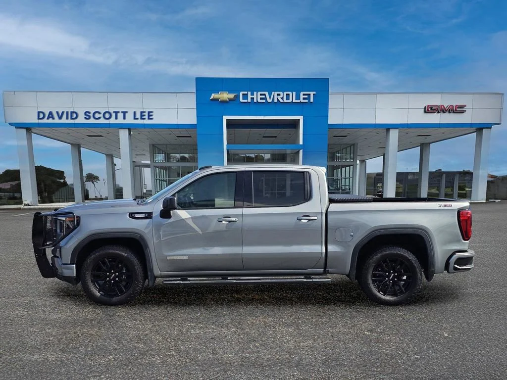 Used 2024 Sterling Metallic GMC Elevation image 15