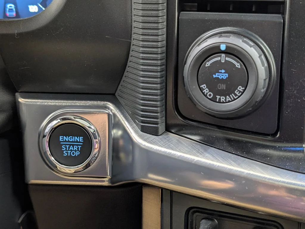 New 2026 Star White Metallic Tri-Coat Ford King Ranch® image 11