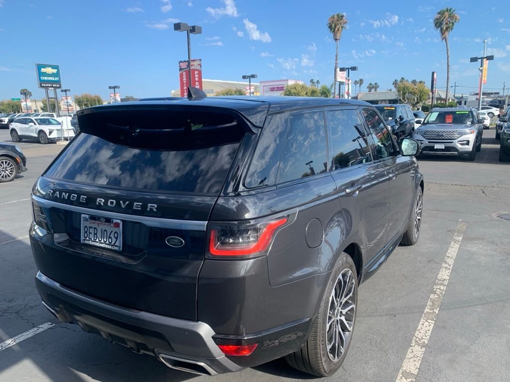 Used 2018 Gray Land Rover HSE image 6