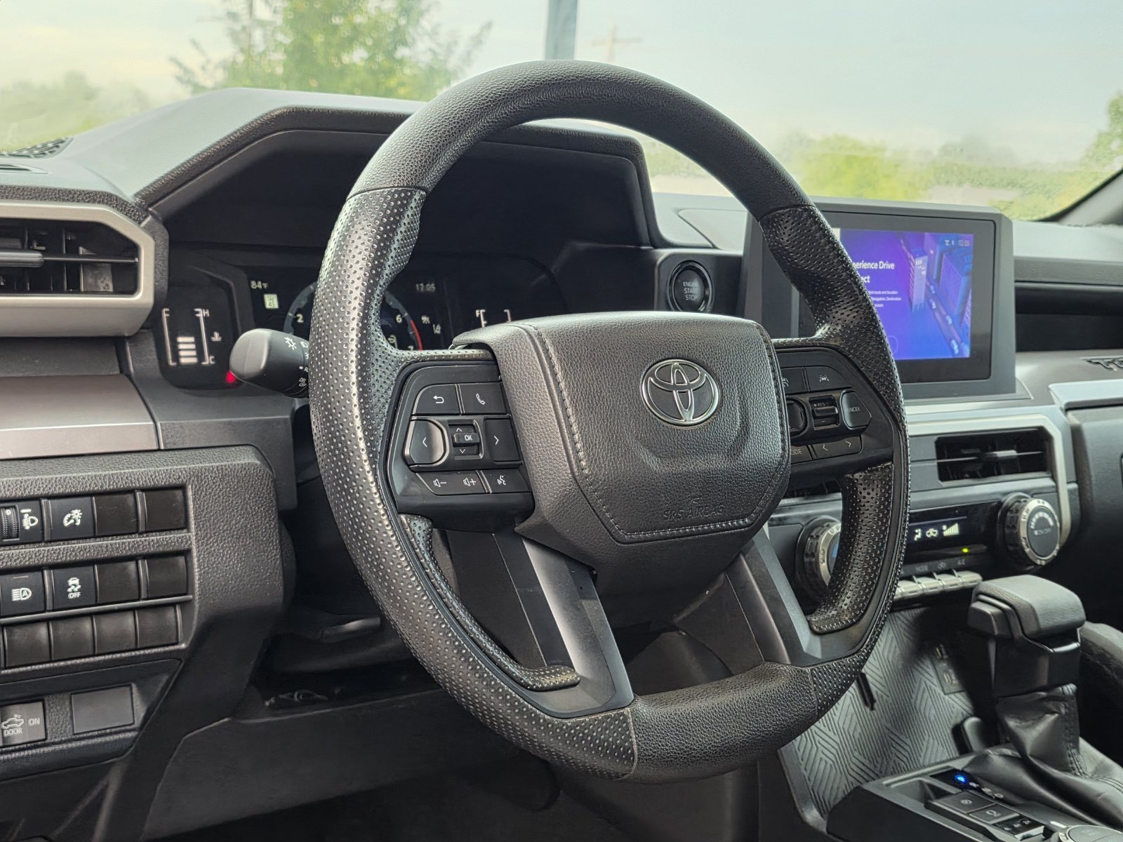 2025 Toyota Tacoma SR5 - Photo 23