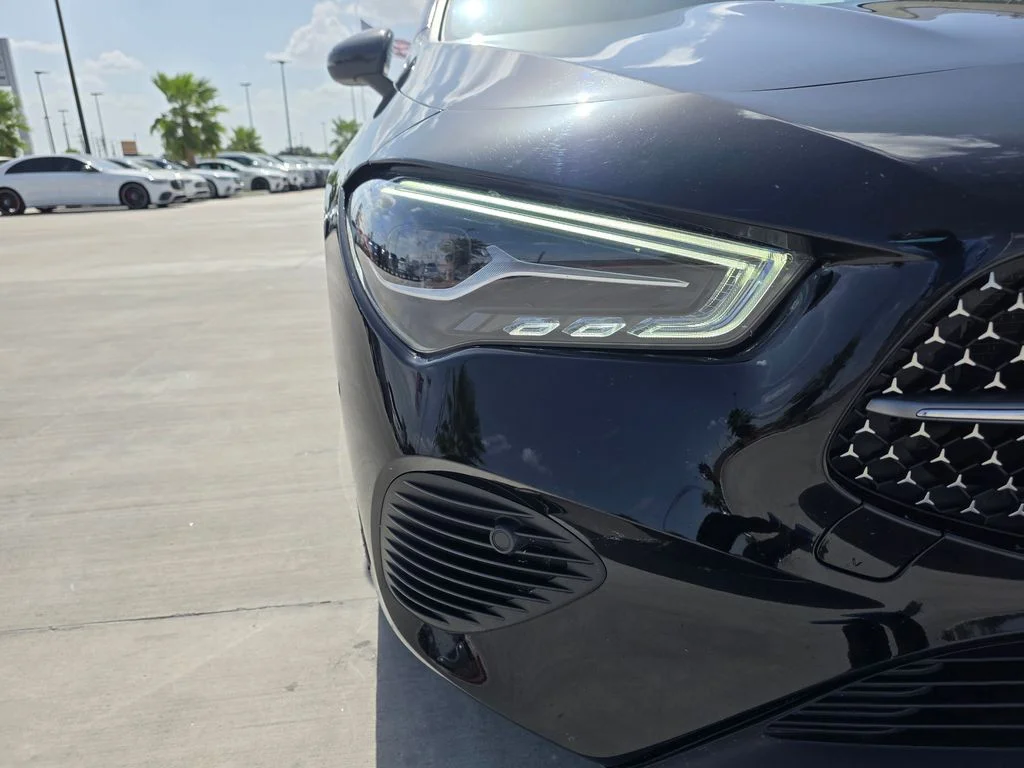 Used 2025 Black Mercedes-Benz CLA 250 image 25
