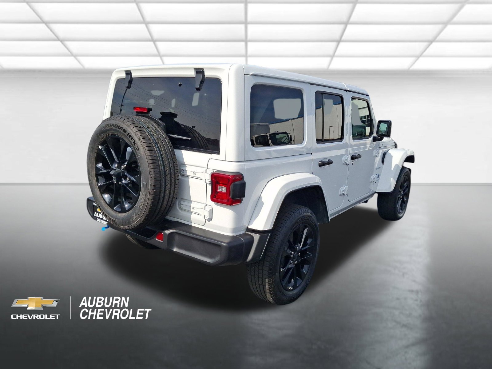 Used 2024 White Jeep Sahara 4xe image 6