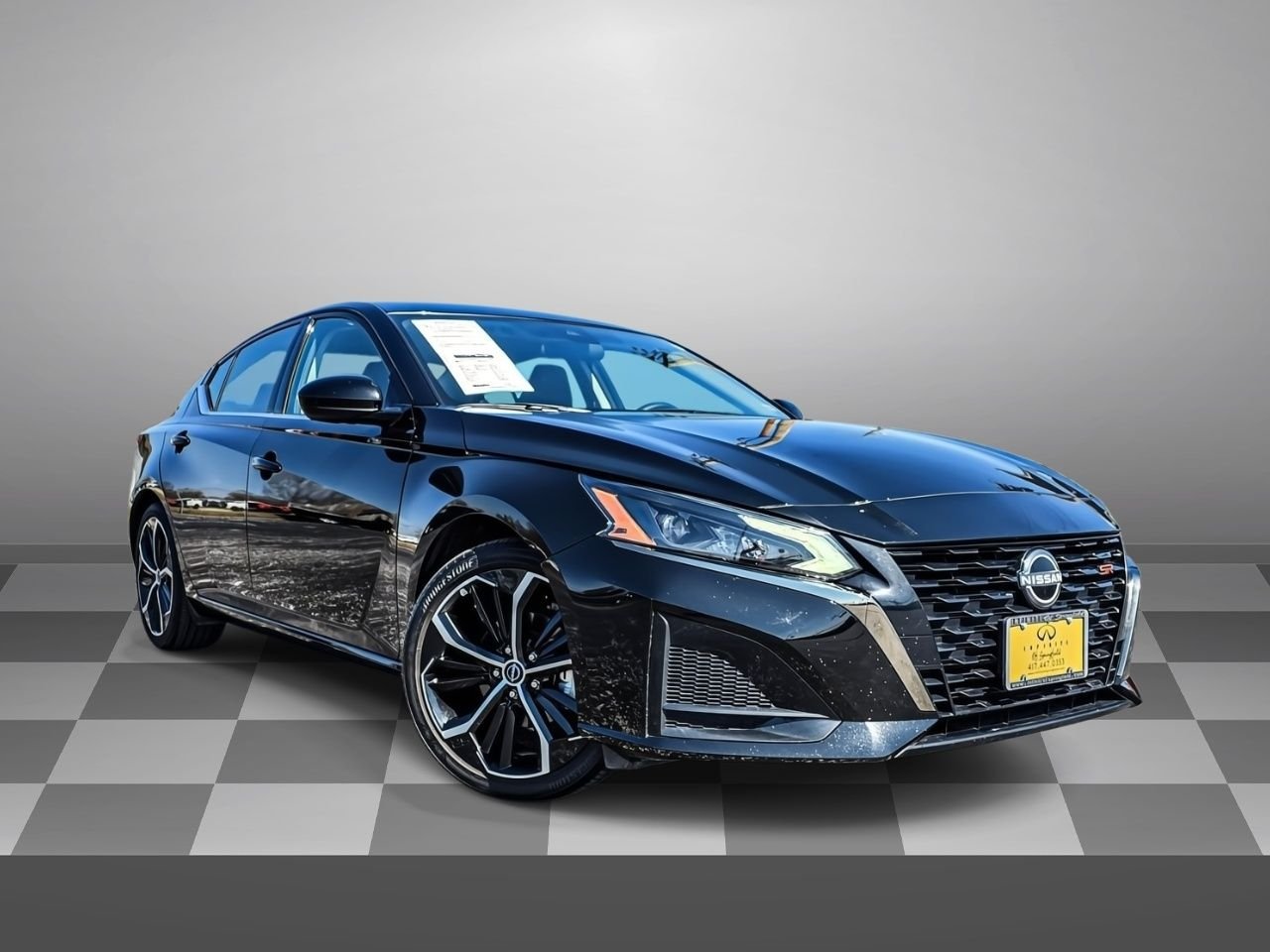 2025 Nissan Altima SR