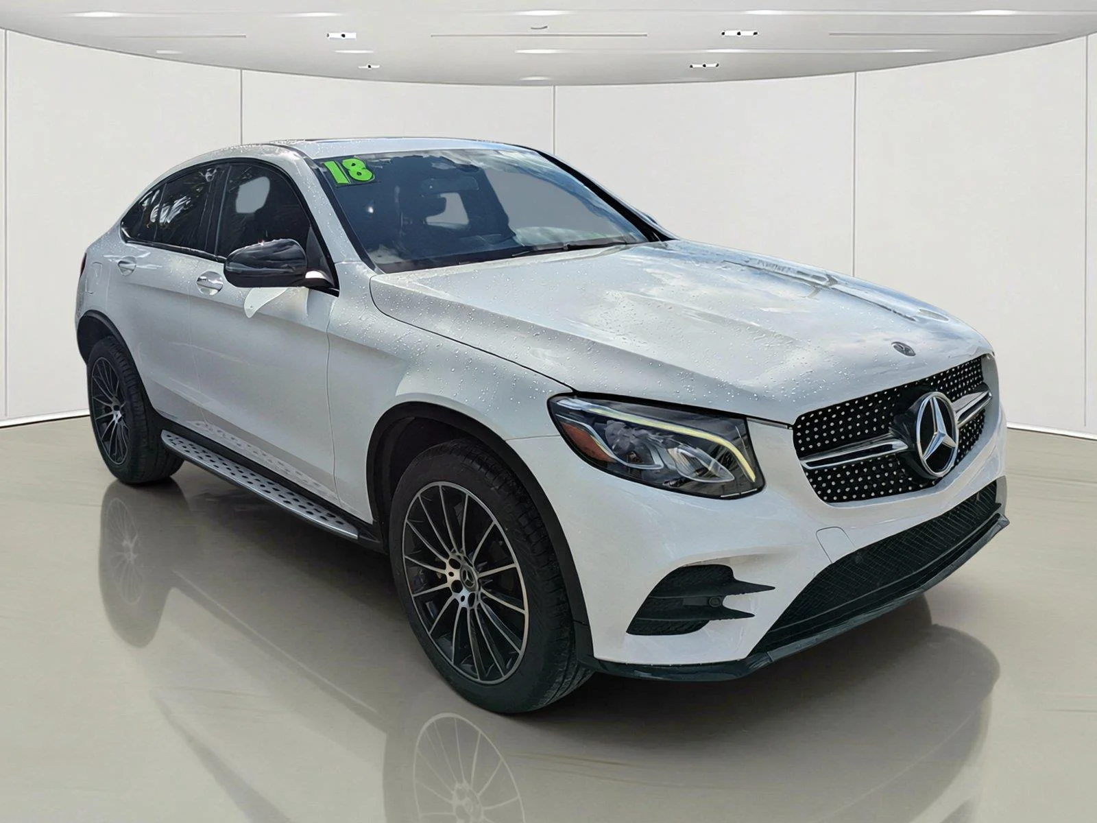 Used 2018 White Mercedes-Benz GLC 300 image 3