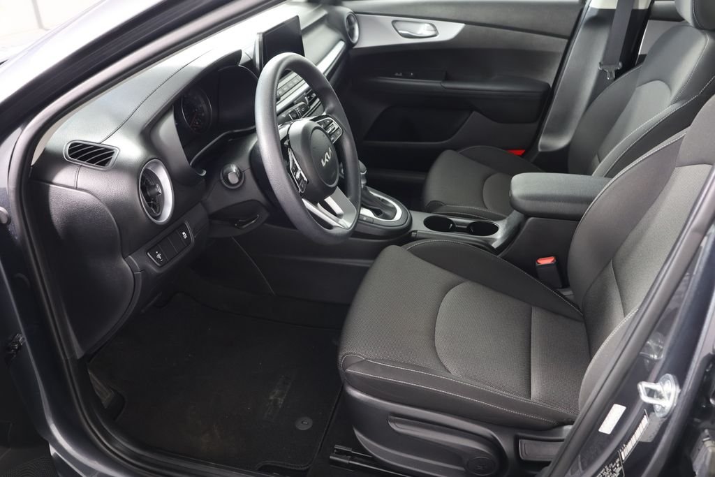 Used 2023 Gray Kia LXS image 16