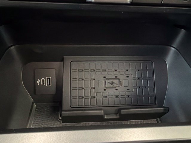 New 2026 Carbonized Gray Metallic Ford XLT image 45