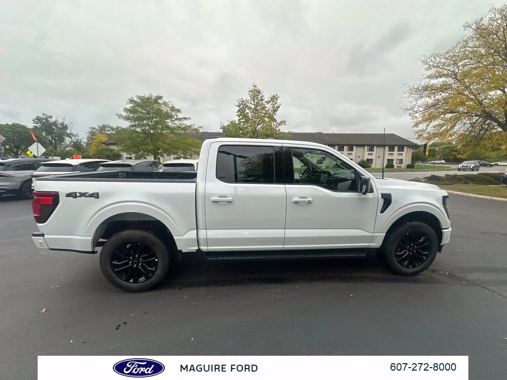 New 2026 Oxford White Ford XLT image 3