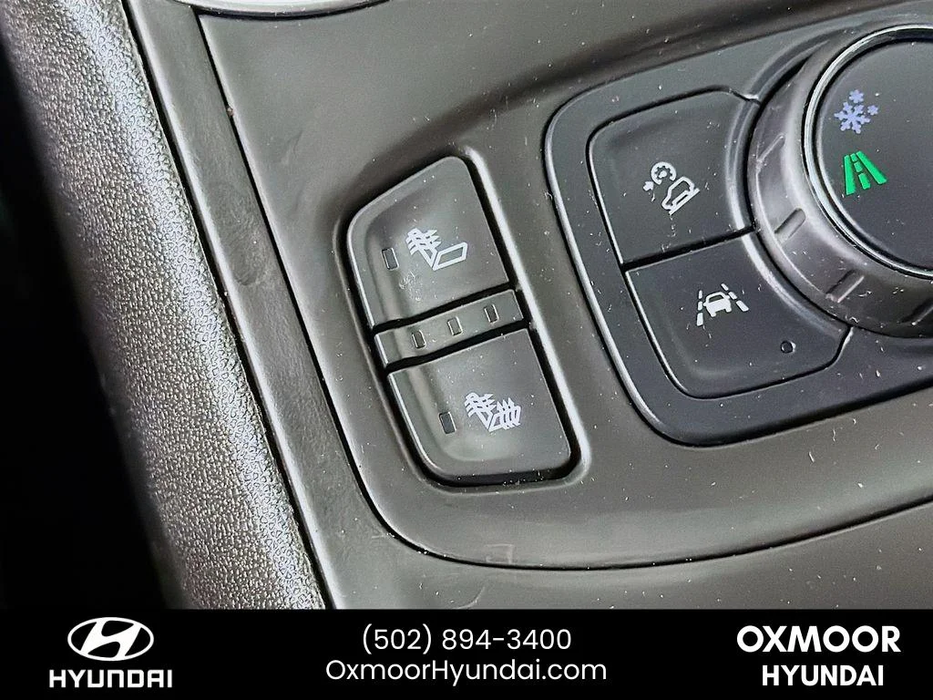 Used 2022 Ebony Twilight Metallic GMC SLE image 19