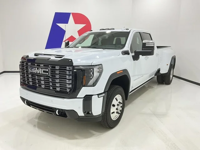 2026 GMC Sierra 3500 HD Denali Ultimate DRW