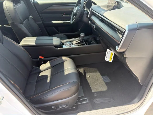 New 2026 Wind Chill Pearl Mazda Premium AWD image 37