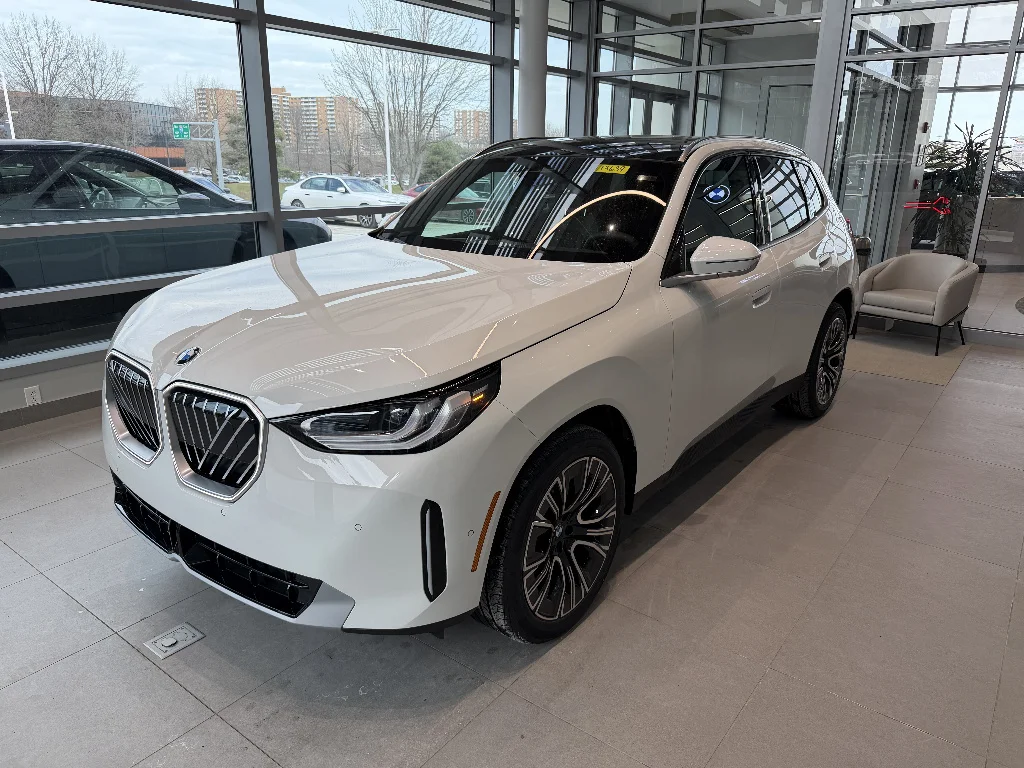 New 2026 Alpine White BMW 30 xDrive image 3