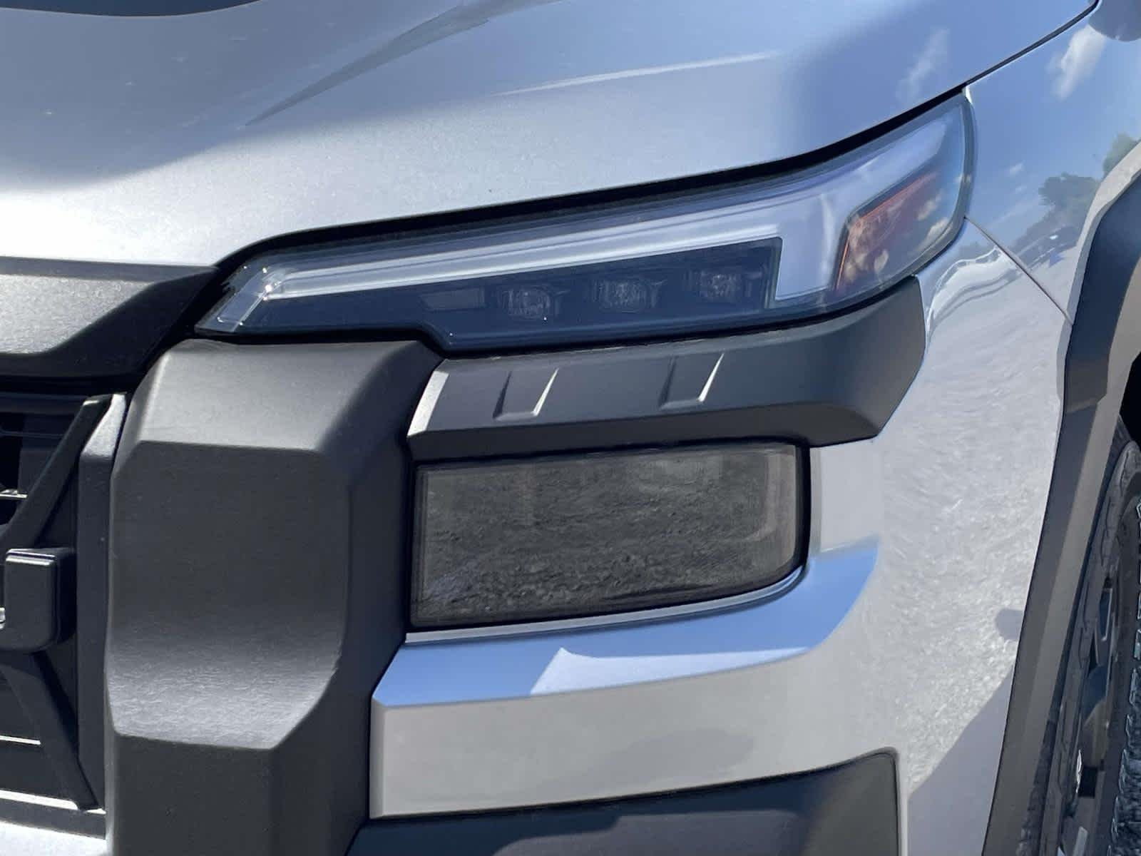 New 2026 Ice Silver Metallic Subaru Wilderness image 9