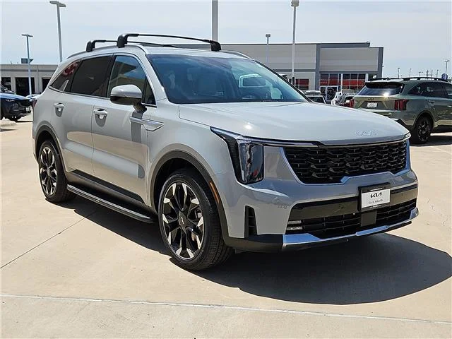 New 2026 Wolf Gray KIA EX Front-Wheel Drive image 4