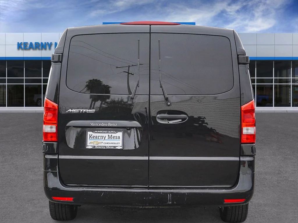 Used 2020 Black Mercedes-Benz Passenger image 5