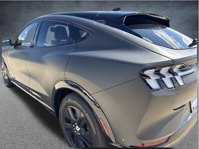 Used 2023 Blue Ford California Route 1 image 18