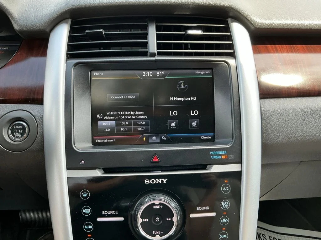 Used 2014 Black Ford Limited image 15
