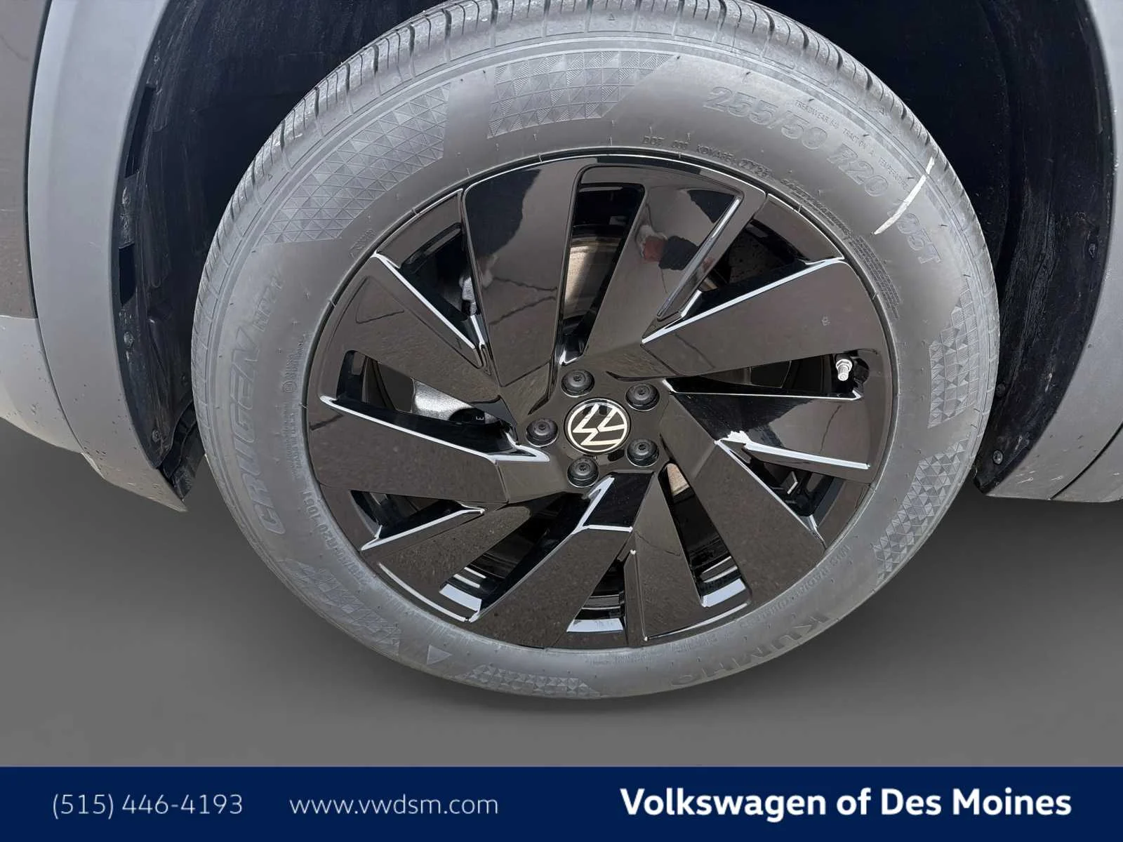 2026 Volkswagen Atlas SE w/Tech - Photo 8
