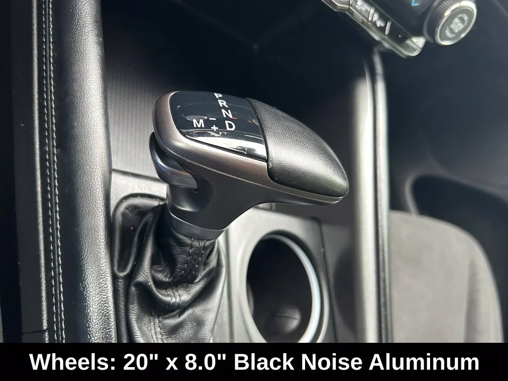 Used 2022 Gray Dodge SXT image 19