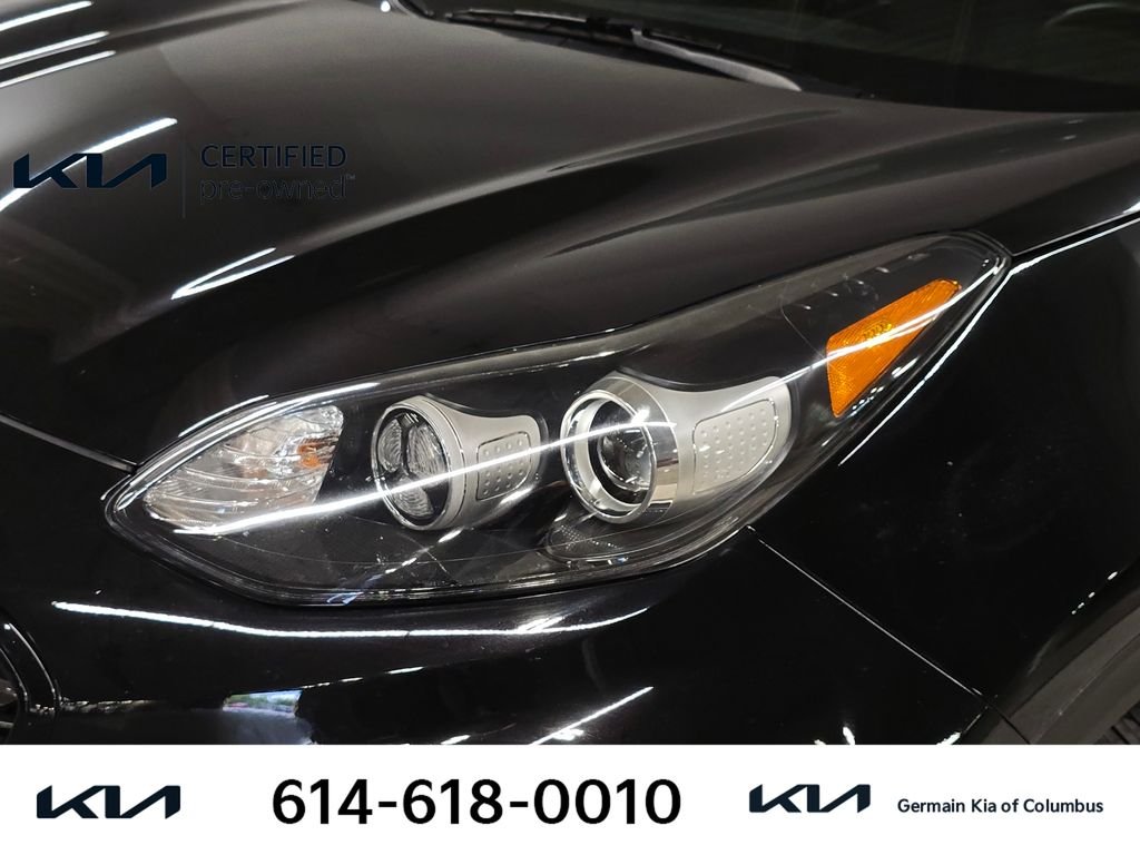 Used 2022 Red Kia Nightfall image 14