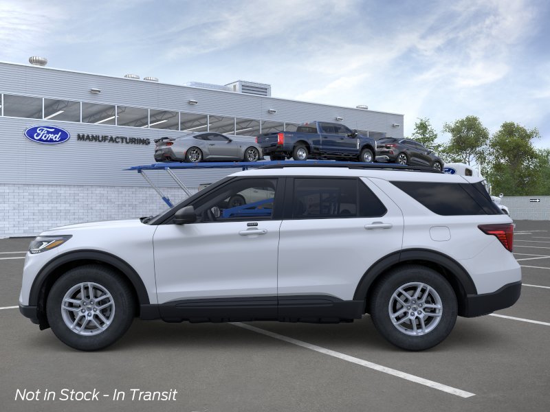 New 2026 Space White Metallic Ford Active image 4